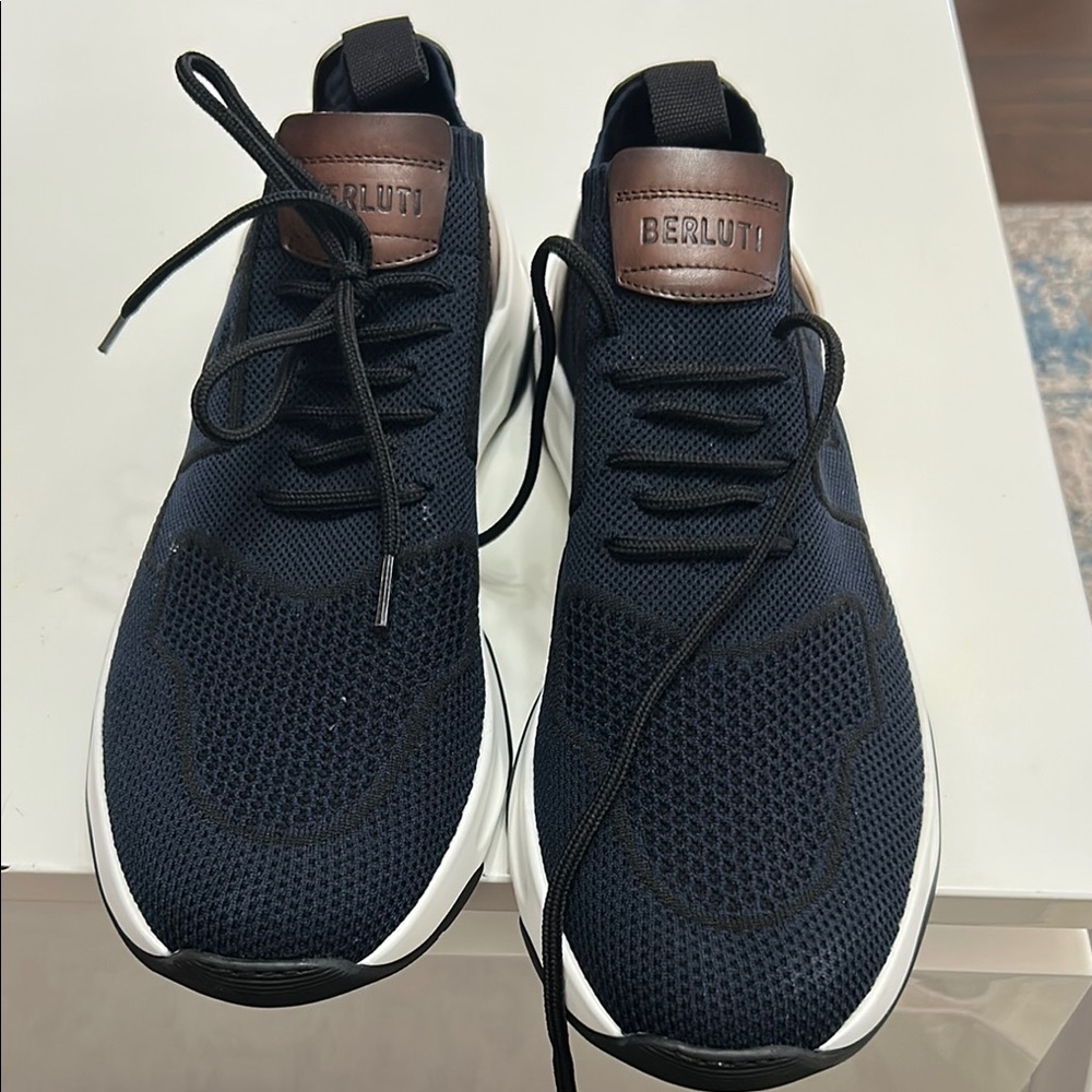 Men's Navy Sneakers